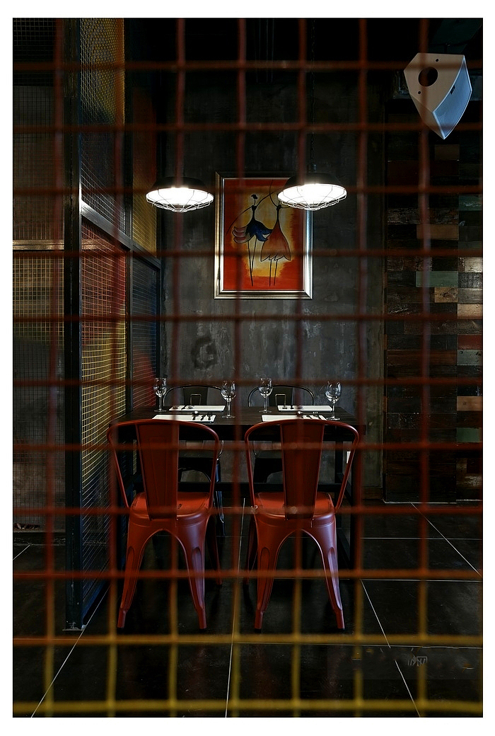 淄博工业风遇见西餐厅,碰撞出不一般的火花