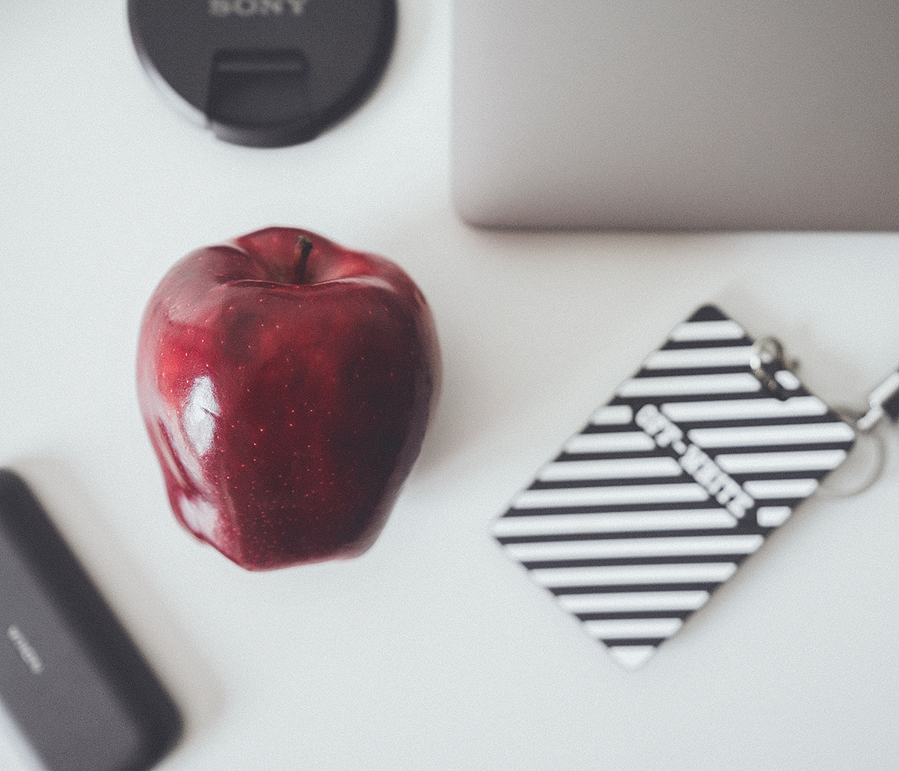 工作台一角（图ZMTA5NjQyMDYw） - 产品摄影 - 站酷设计师wsp1107原创素材 - 站酷ZCOOL