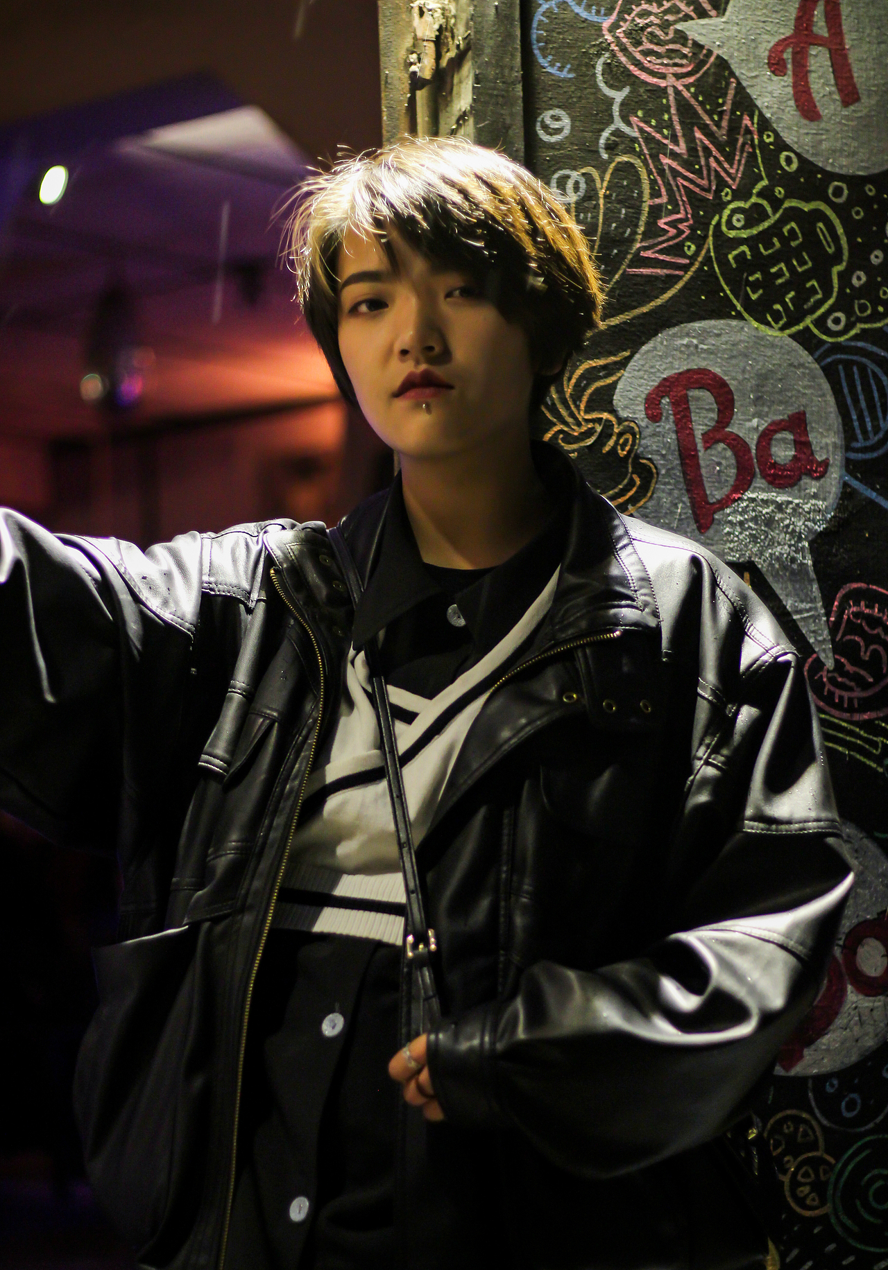 热爱摇滚的girl（图ZMTU4MDUwMTc2） - 人像摄影 - 站酷设计师安徒生没有童话原创素材 - 站酷ZCOOL