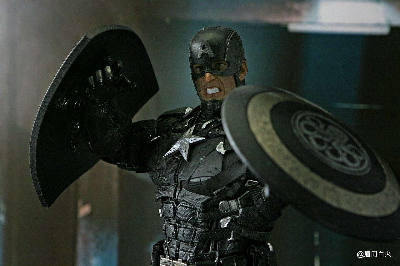 眉间白火的臆造自d只九头蛇队长