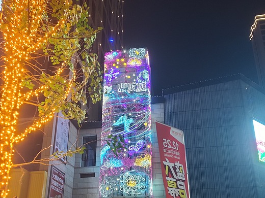 购物中心开业观光梯灯饰画生产基地铭星工厂定制灯饰画