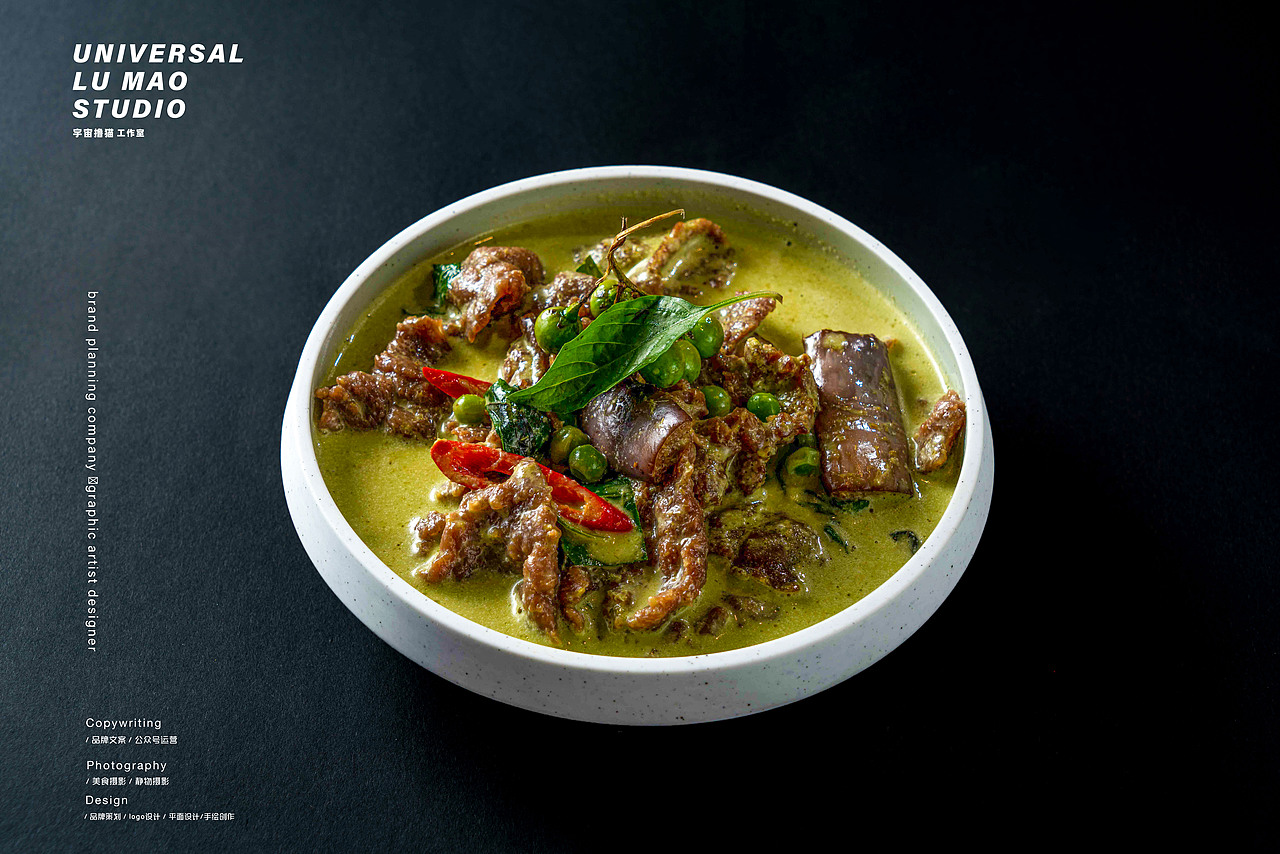 泰国菜泰式料理美食静物摄影纯黑背景风格