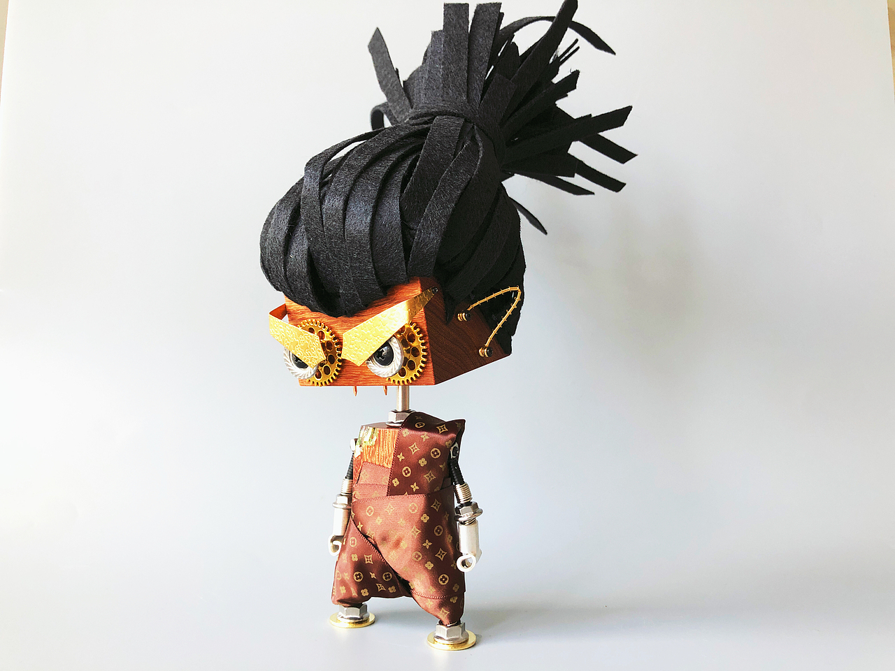 新鲜出炉IP:摩吉