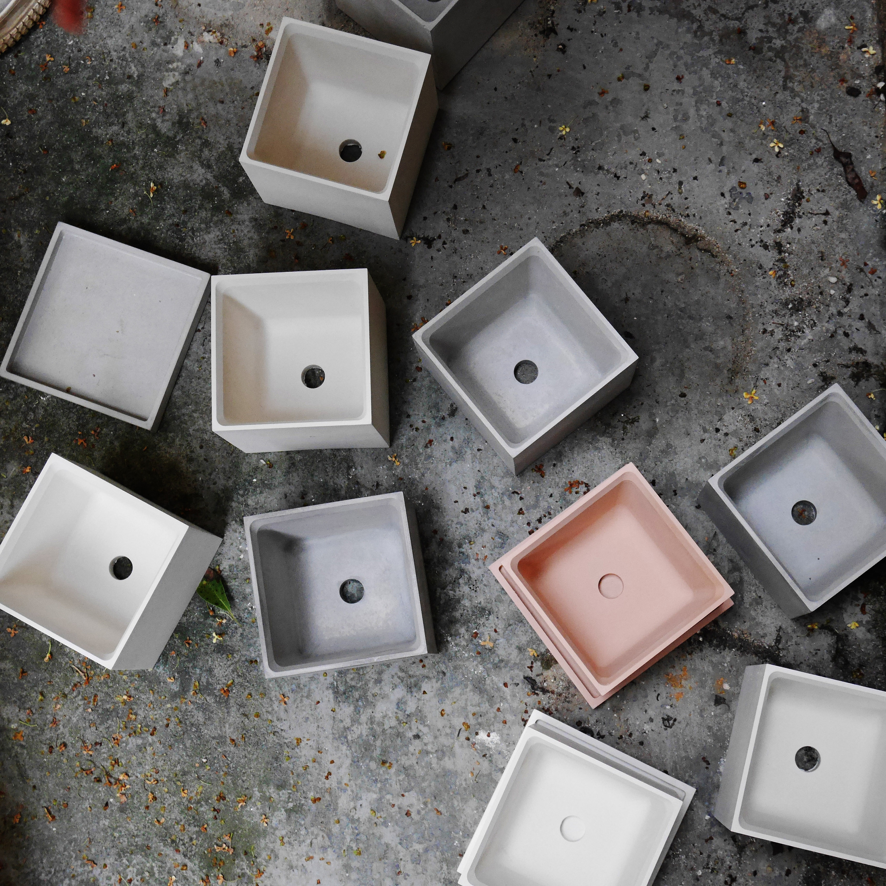 初牛纯手工正方形水泥花盆