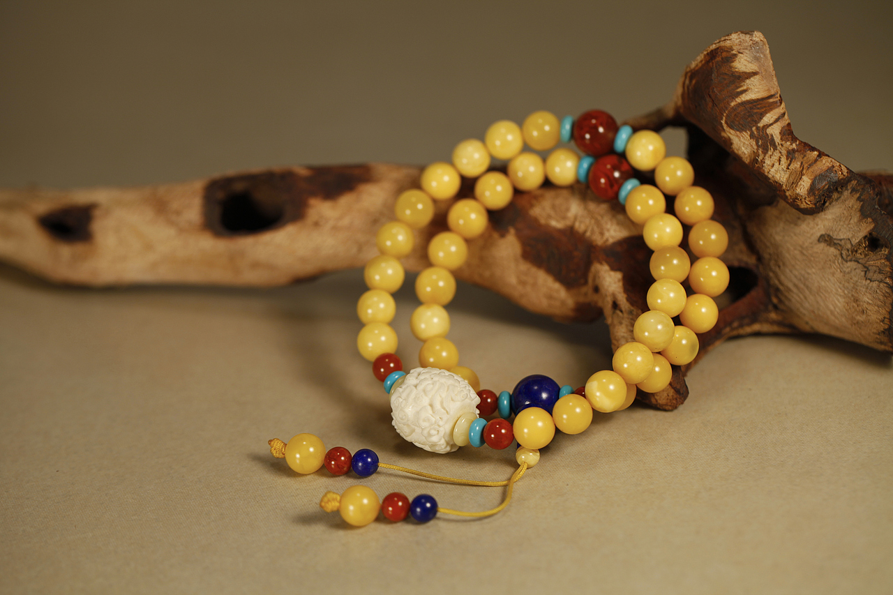 产品静物摄影电商产品拍摄餐具刀叉玉石拍摄琥珀蜜蜡（图ZMTQ0MjcyMjEy） - 产品摄影 - 站酷设计师睿杰嘉尔摄影公司原创素材 - 站酷ZCOOL