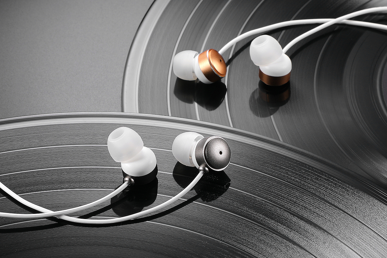 耳机（图ZMTQxNDk2ODI0） - 产品摄影 - 站酷设计师一些事原创素材 - 站酷ZCOOL