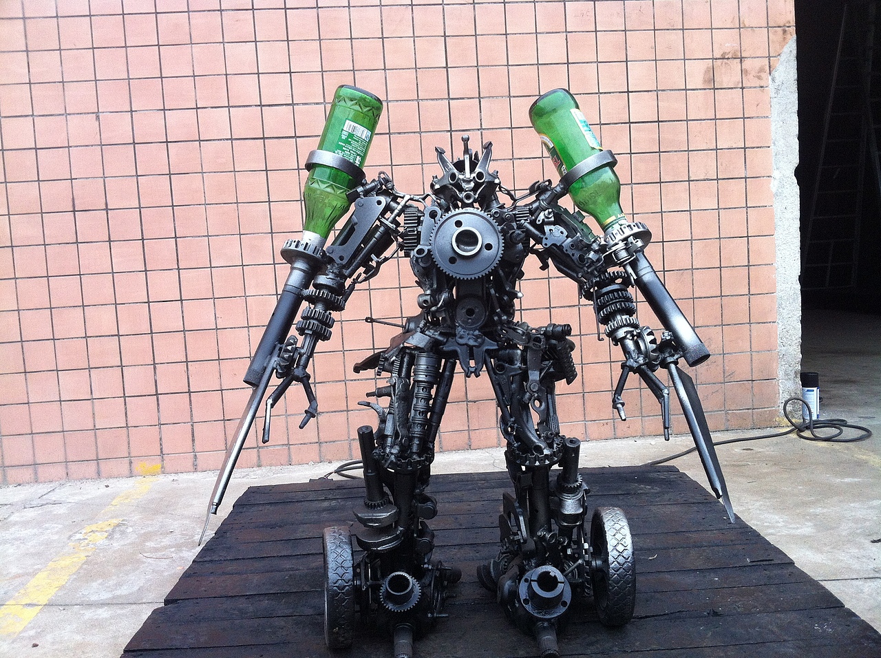 深圳铁韵星钢雕