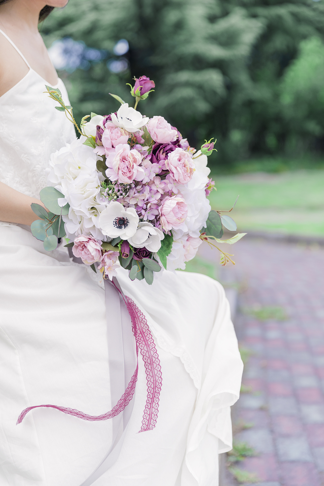 夏日里的清新手捧花