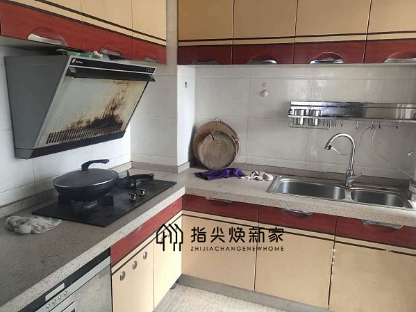 重庆厨房改造翻新实例，10多年的厨房也有春天指尖焕新
