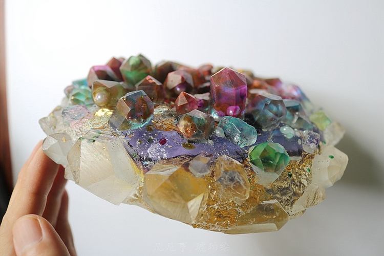 水晶里的幻彩紫金盘龙 琥珀绘(3D树脂画)