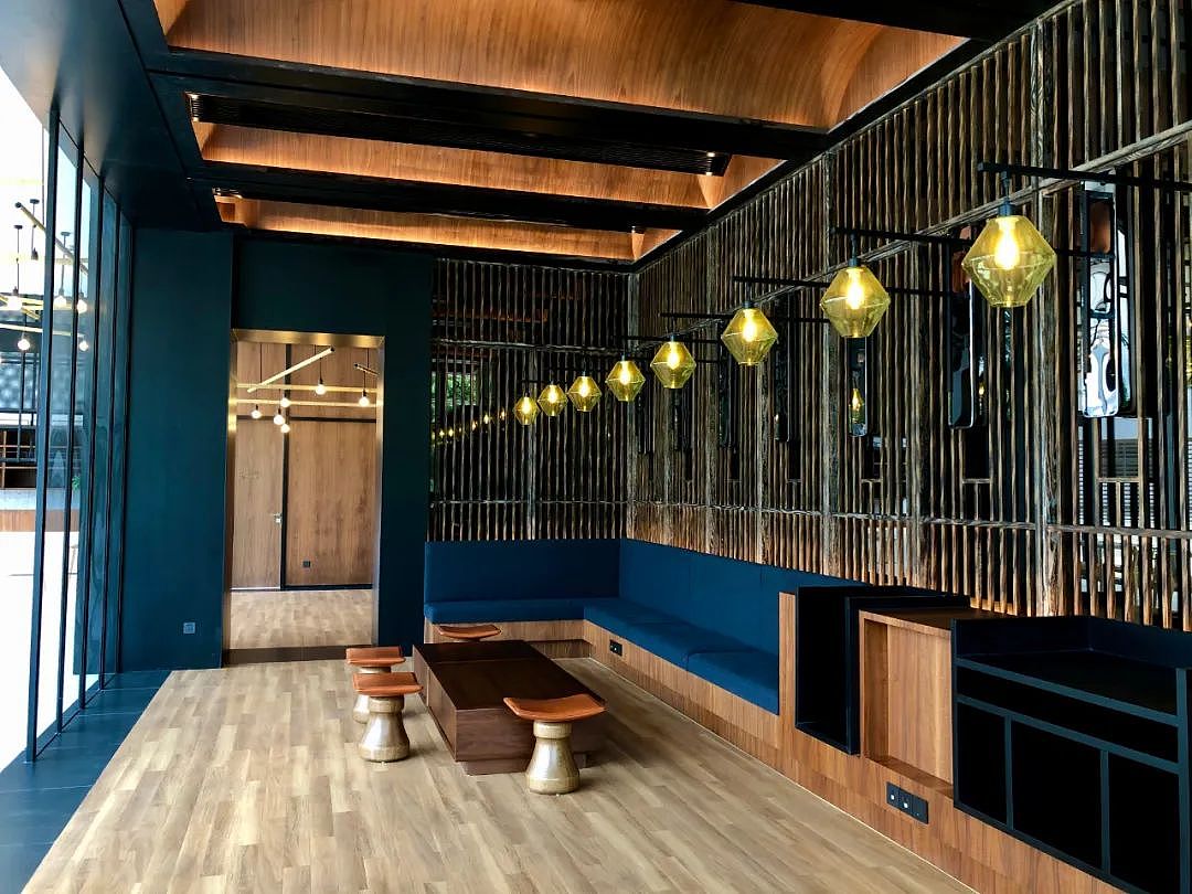 真正纯大楼一层:诚意餐吧