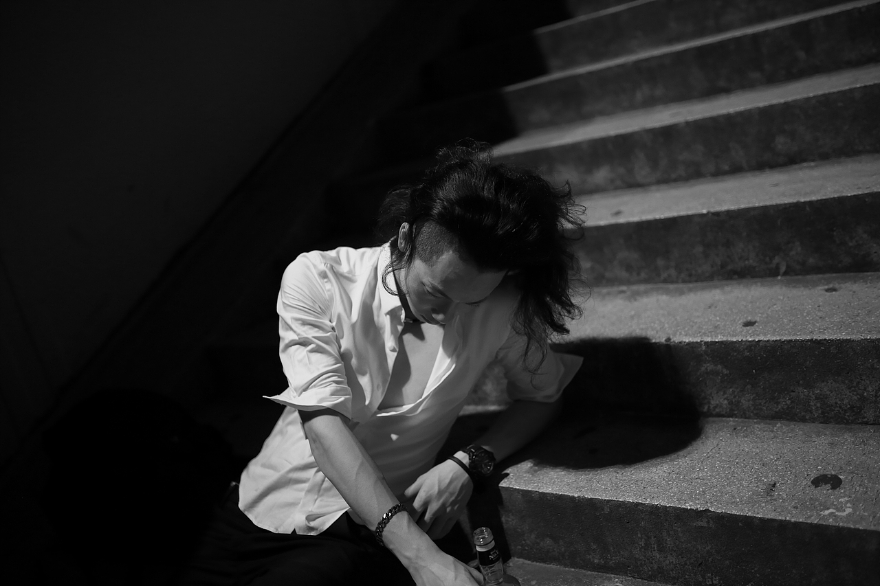 白夜（图ZMTQ1MjY3MTQ4） - 人像摄影 - 站酷设计师雨修原创素材 - 站酷ZCOOL