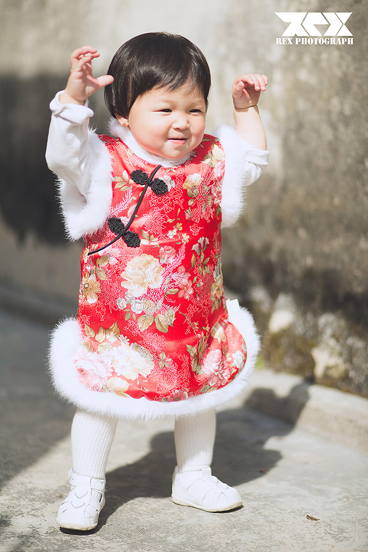 生活不止手机，还有年味老家（图ZMTA1NTAzNTE2） - 人像摄影 - 站酷设计师Rex琛原创素材 - 站酷ZCOOL