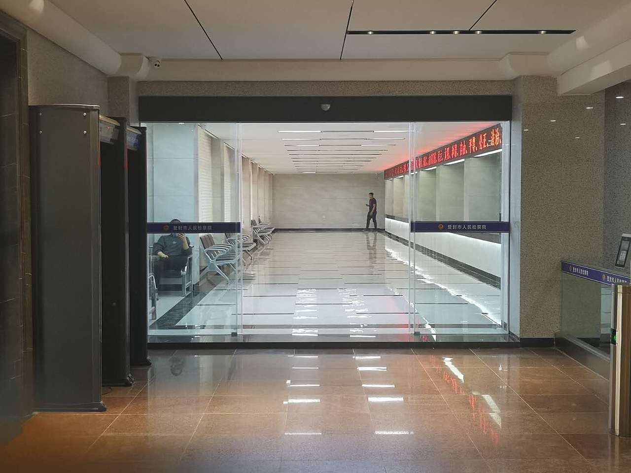 开封办公室设计项目-某办公室装修设计施工管理(图ZMjQ1NTgzNDUy) - 家装设计 - 站酷设计师开封办公室设计原创素材 - 站酷ZCOOL