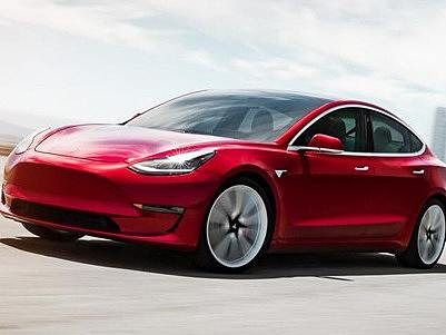 特斯拉Model 3智能召唤功能