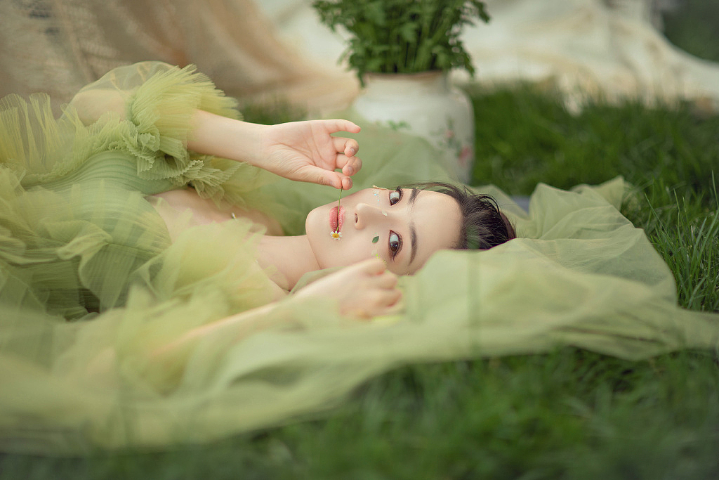 METEOR写真作品分享（图ZMjY2NjAxMDg0） - 人像摄影 - 站酷设计师摄影师陈娜娜原创素材 - 站酷ZCOOL