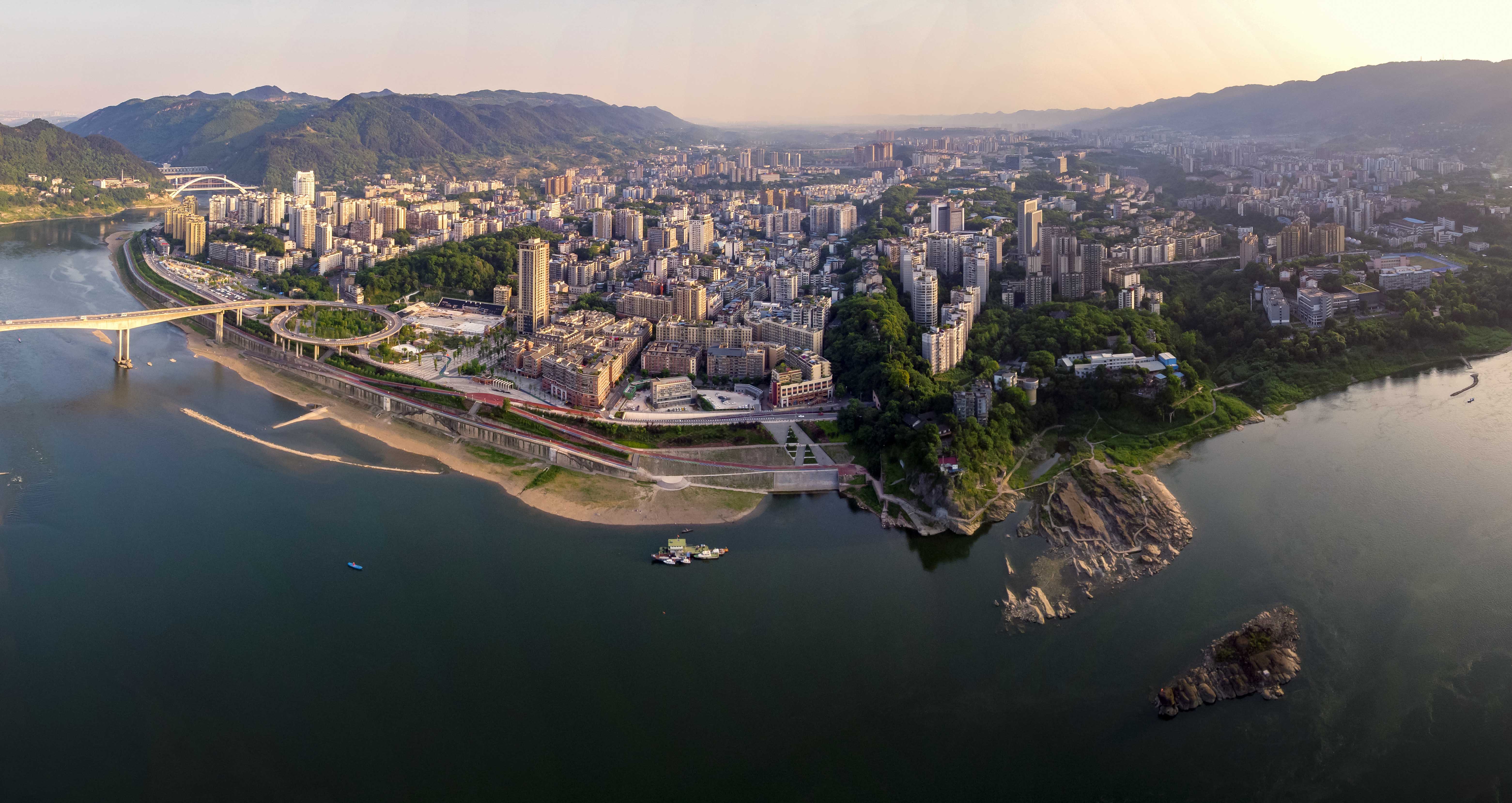 霄宇的个人主页（封面预览） - 主页封面设置 - 站酷设计师霄宇原创素材 - 站酷ZCOOL