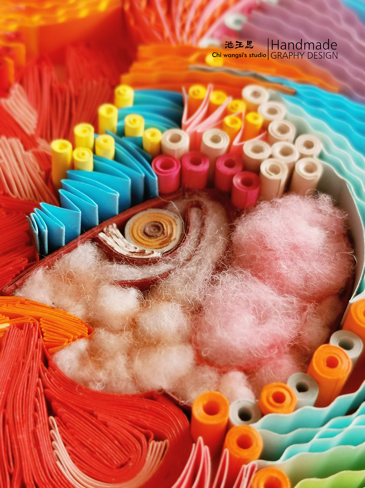 衍纸原创作品:《花式双鸡——D调的华丽》