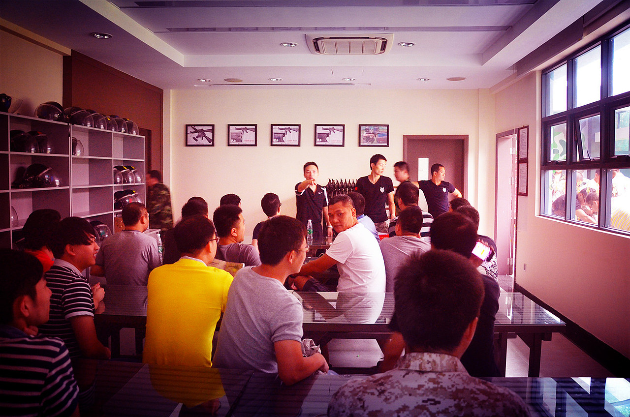 CS彩弹真人野战篇