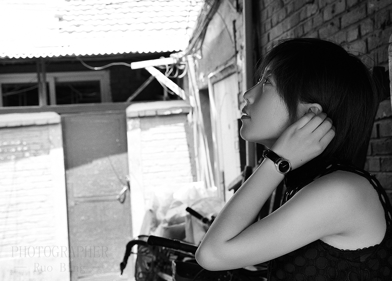 一条老北京胡同（图ZODUzNzY2ODA=） - 人像摄影 - 站酷设计师摄影师若冰原创素材 - 站酷ZCOOL