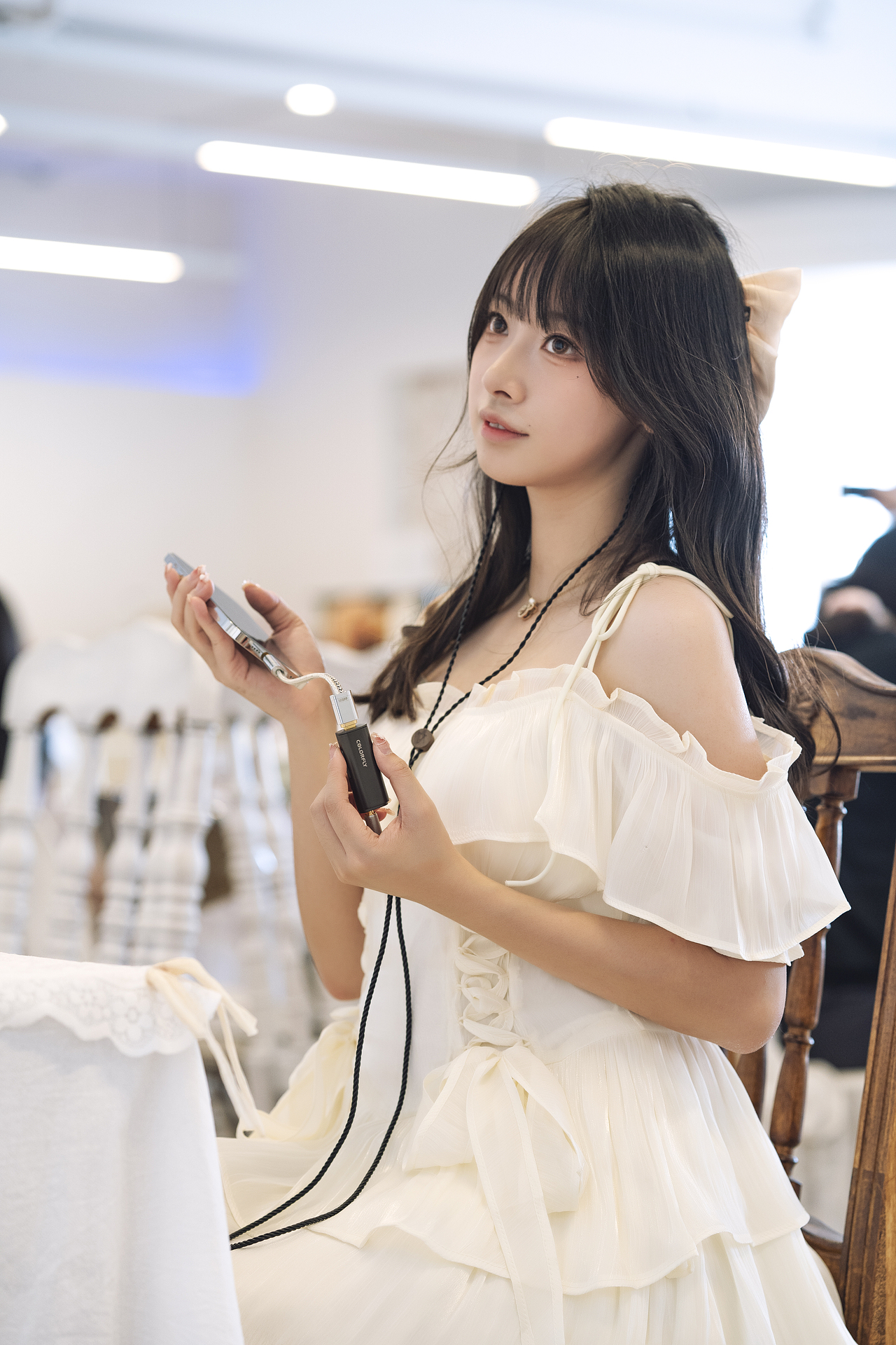 HIFI播放器耳机拍摄（图ZMzYzMDM4OTY0） - 人像摄影 - 站酷设计师KARMINGXX原创素材 - 站酷ZCOOL