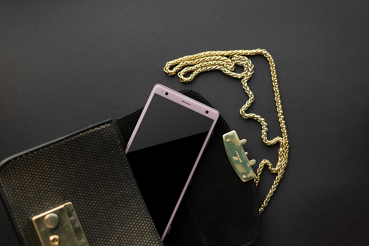 Xperia XZ2（图ZMTIwMTM5Njc2） - 产品摄影 - 站酷设计师pancakego原创素材 - 站酷ZCOOL