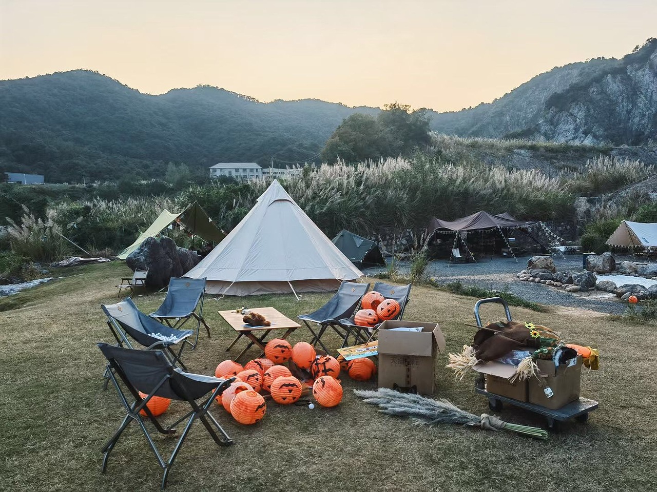 山下美术馆咖啡店（图ZMjc3OTE3NzI0） - 建筑设计 - 站酷设计师果宇原创素材 - 站酷ZCOOL