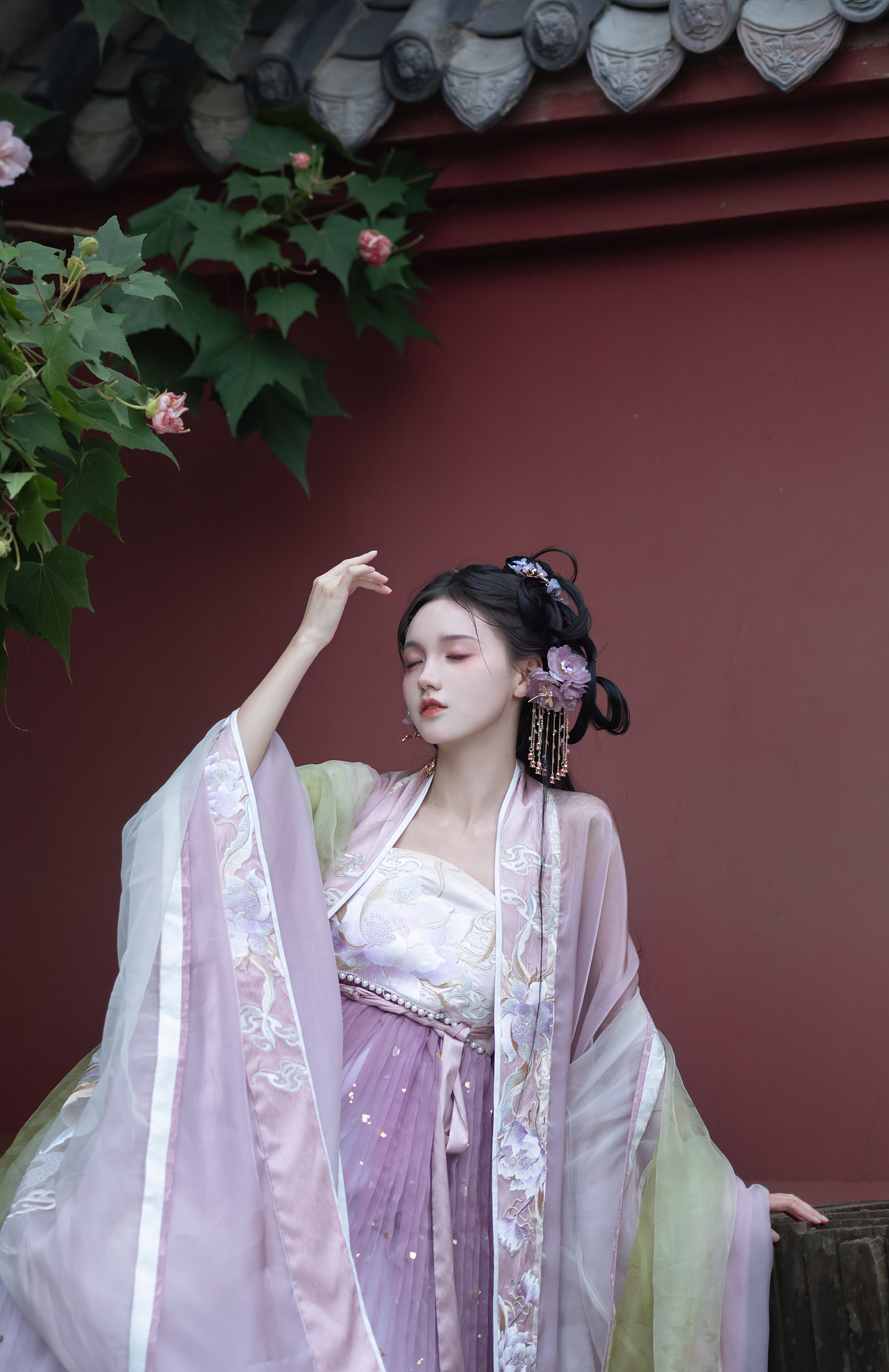 【一渠芙蓉】（图ZMjgxNzcxMDA0） - 人像摄影 - 站酷设计师小艾野原创素材 - 站酷ZCOOL