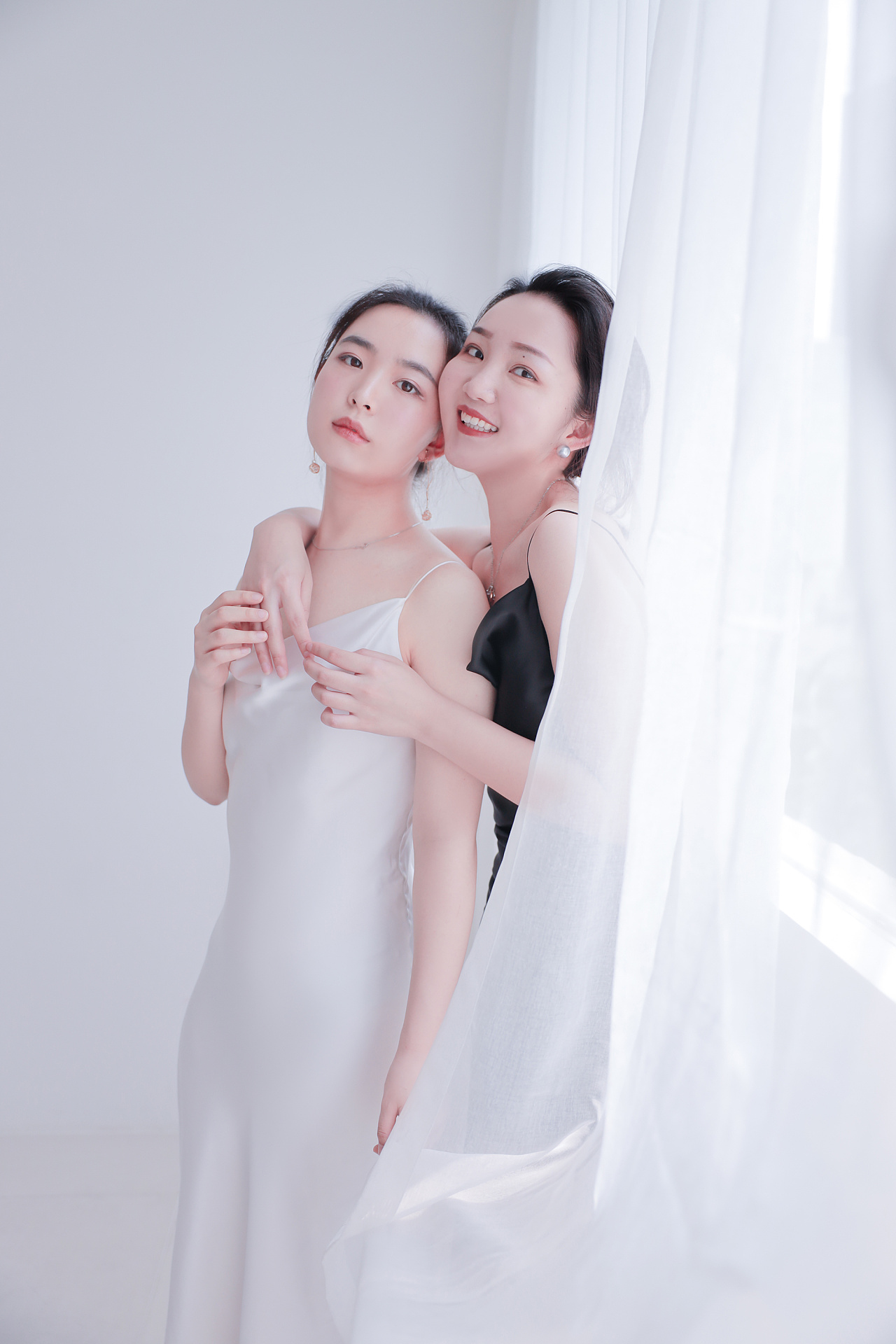 两生花极简清新风格闺蜜写真