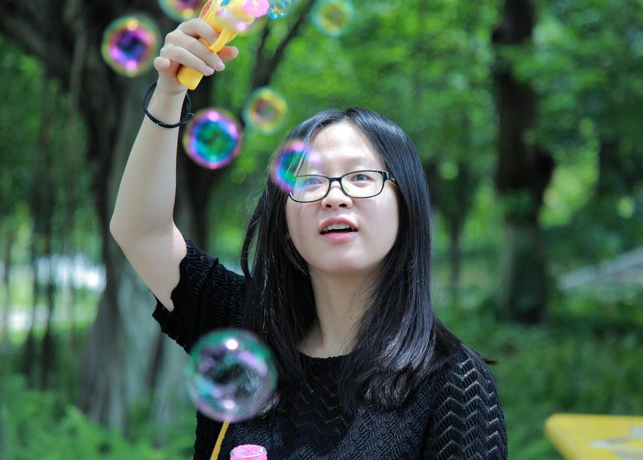 丨 一匹黑马 丨 小伙伴