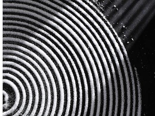 食盐盐巴静物摄影美食摄影