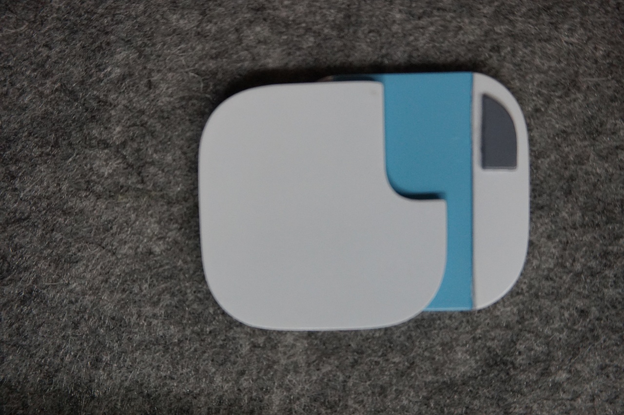 婴幼儿穿戴式体温计设计（产品）（图ZODM2MTQxMjA=） - 生活用品 - 站酷设计师浅羽微默原创素材 - 站酷ZCOOL