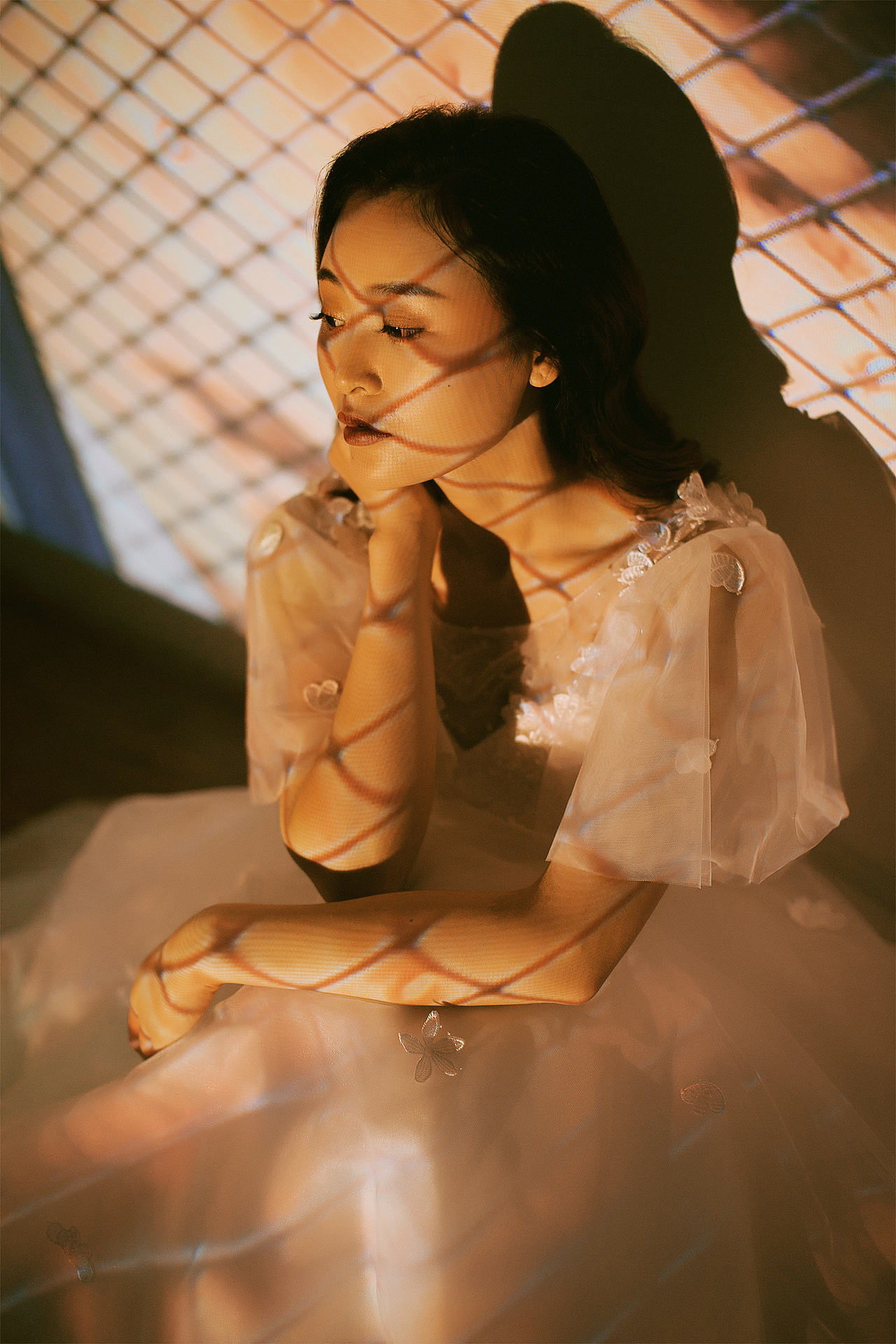 「最后,我变成了你」(图ZODI3ODY3Mjg=) - 人像摄影 - 站酷设计师韋韋韋維斯原创素材 - 站酷ZCOOL