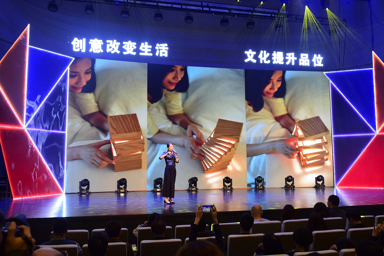 获奖作品:《当剪纸艺术遇上“吴川飘色”》(图ZMTM3NDY2OTUy) - 人文/纪实摄影 - 站酷设计师HUANGYINHUI原创素材 - 站酷ZCOOL