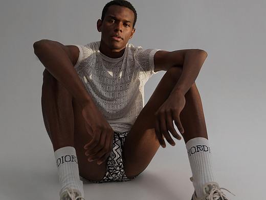 Mens Uno 6月刊（个人主页-ZNDY2NzE5ODg=） - 时尚/艺术摄影 - 站酷设计师Erik Ye原创素材 - 站酷ZCOOL