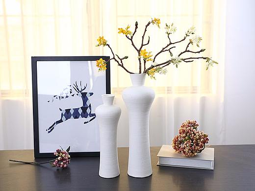 北欧白色陶瓷花瓶摆件 插花干花花器 客厅家居软装饰品