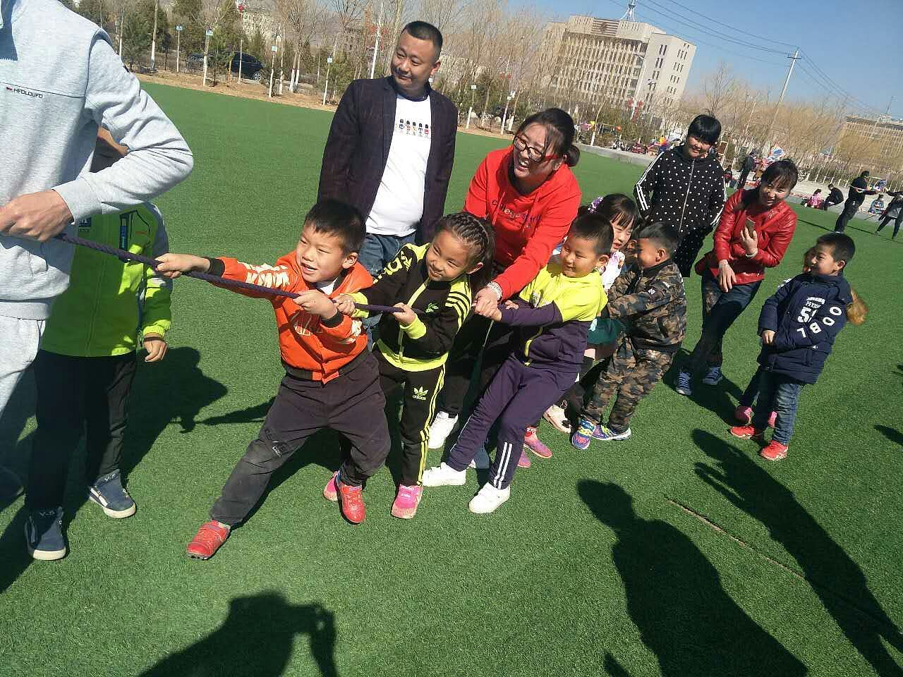 巴音镇幼儿园草莓二班春游亲子活动 2017.4.2