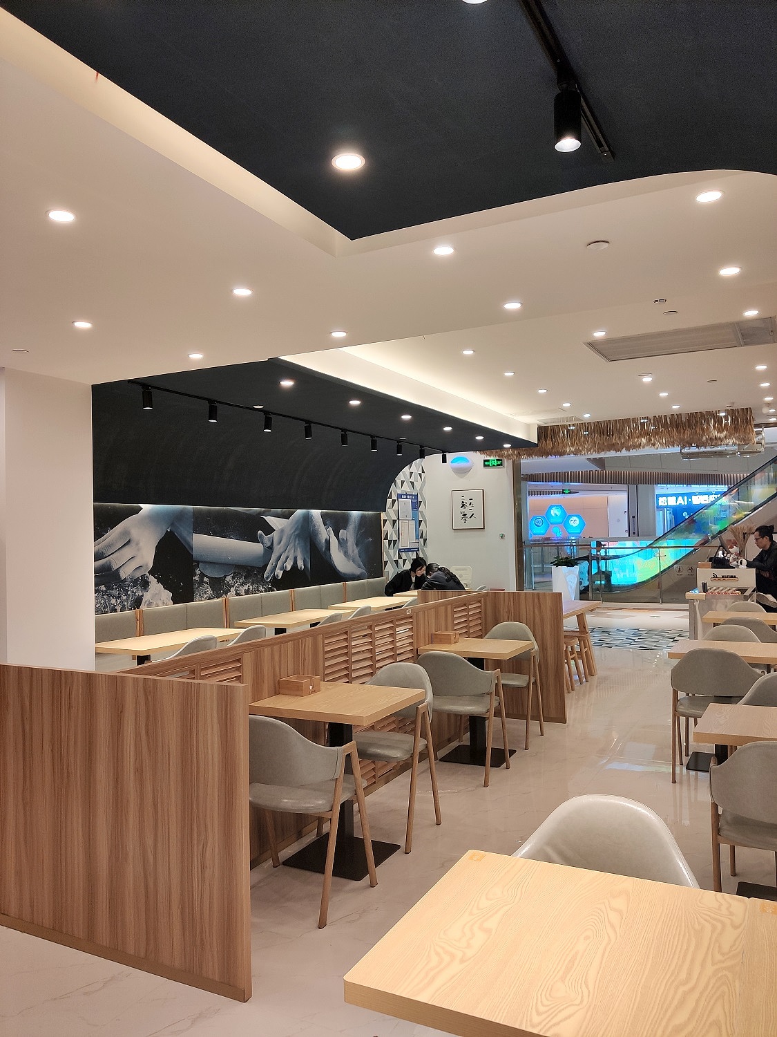 一家打造"差异化"的纯手工水饺店 - 现象空间设计