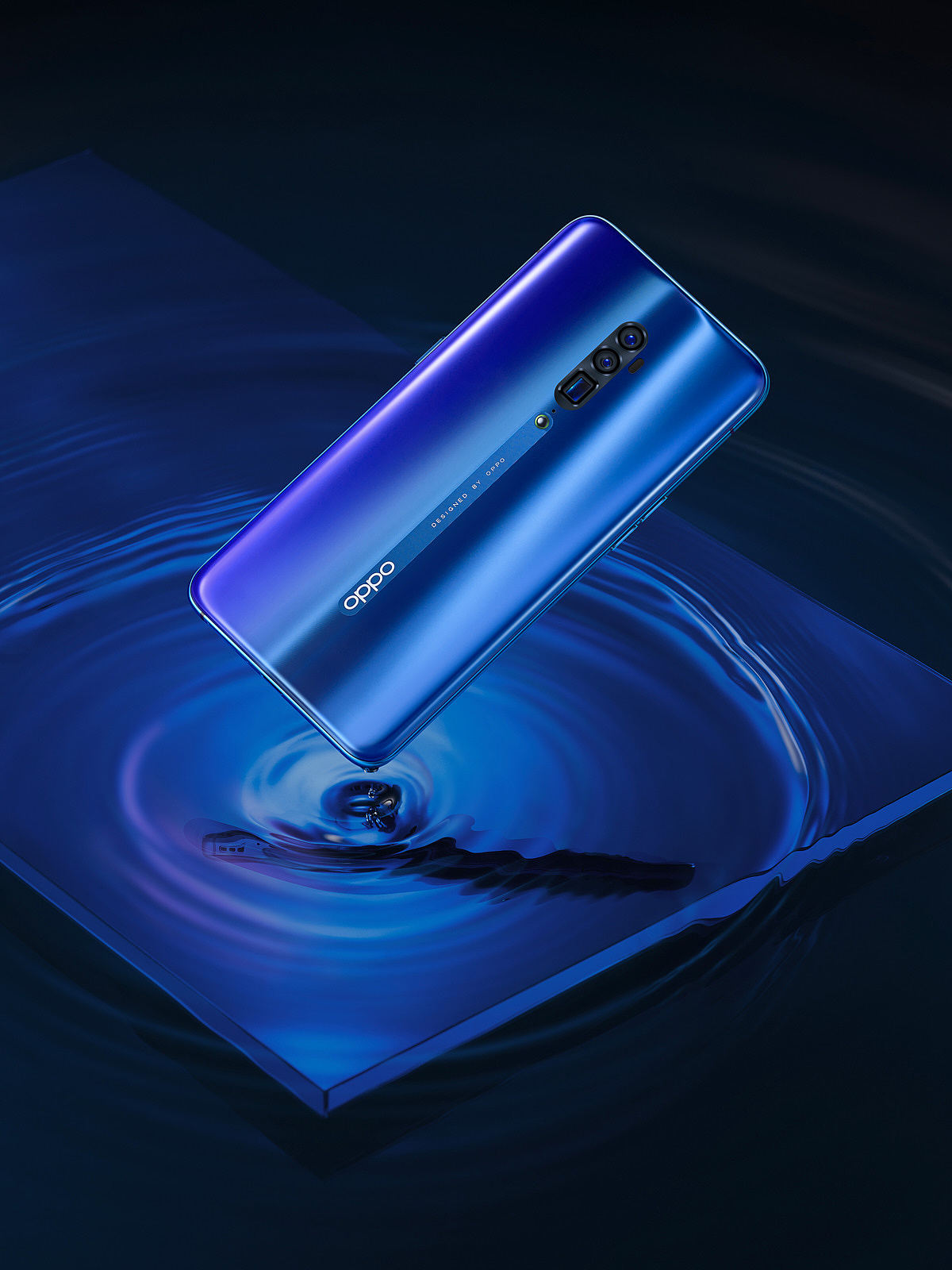 假装在加班!OPPO手机拍摄。