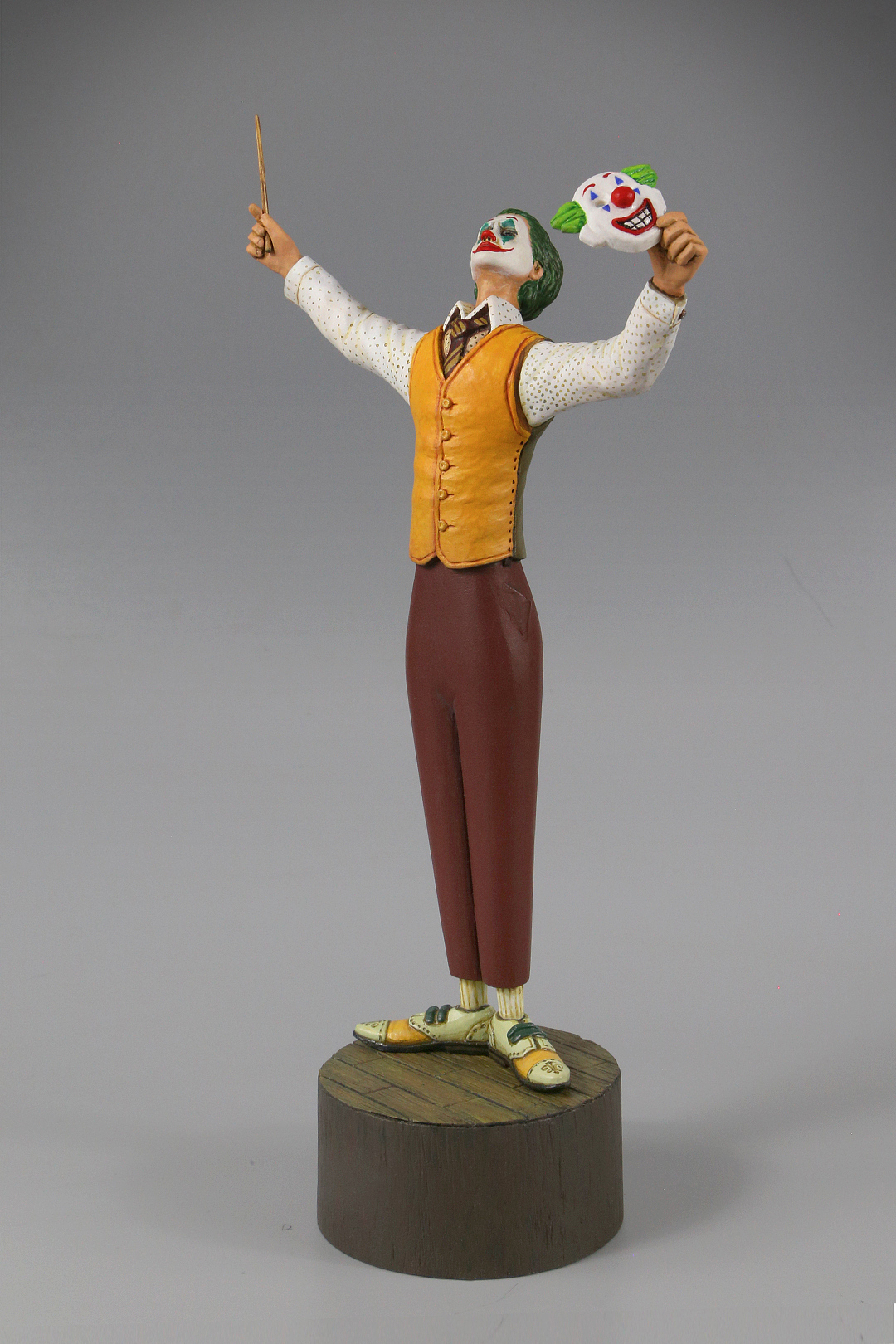 小丑gk雕像 指挥家亚瑟|手工艺|手办/模玩|澜若思工作室_原创作品