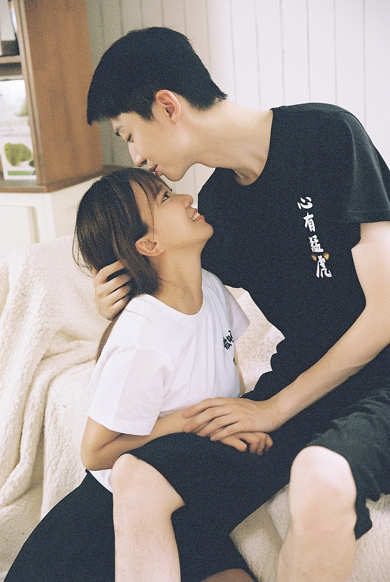 “心怀浪漫宇宙，也珍惜人间日常”💕🐈（图ZMjY0MDA2MjUy） - 人像摄影 - 站酷设计师纪然Satan原创素材 - 站酷ZCOOL
