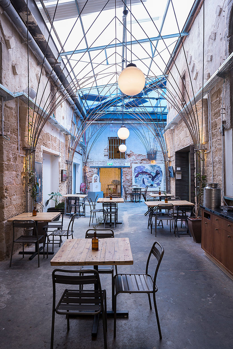 成都酒吧设计丨建筑改造中的乡村风格酒馆丨川颂装饰