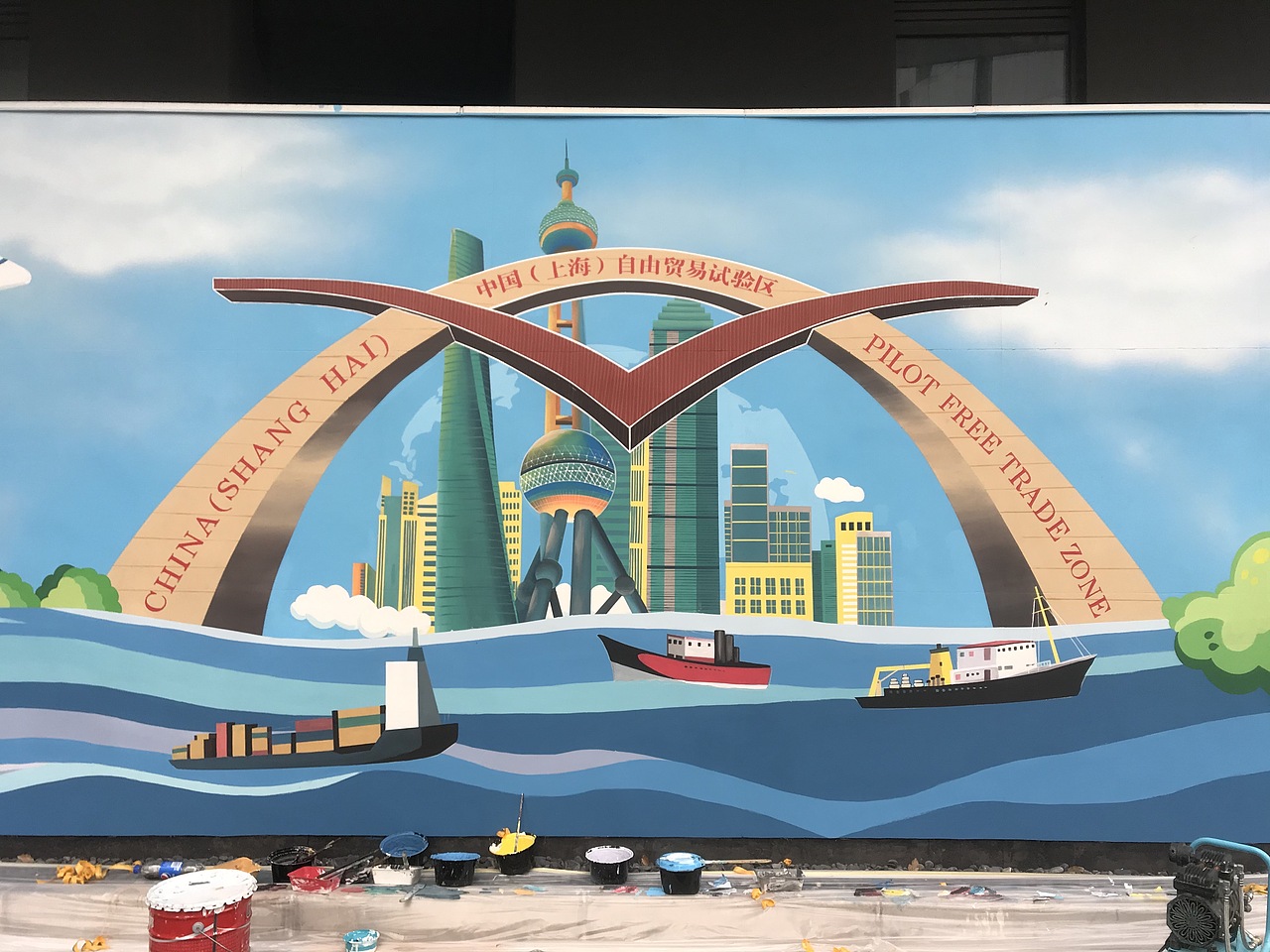 地铁站围墙彩绘