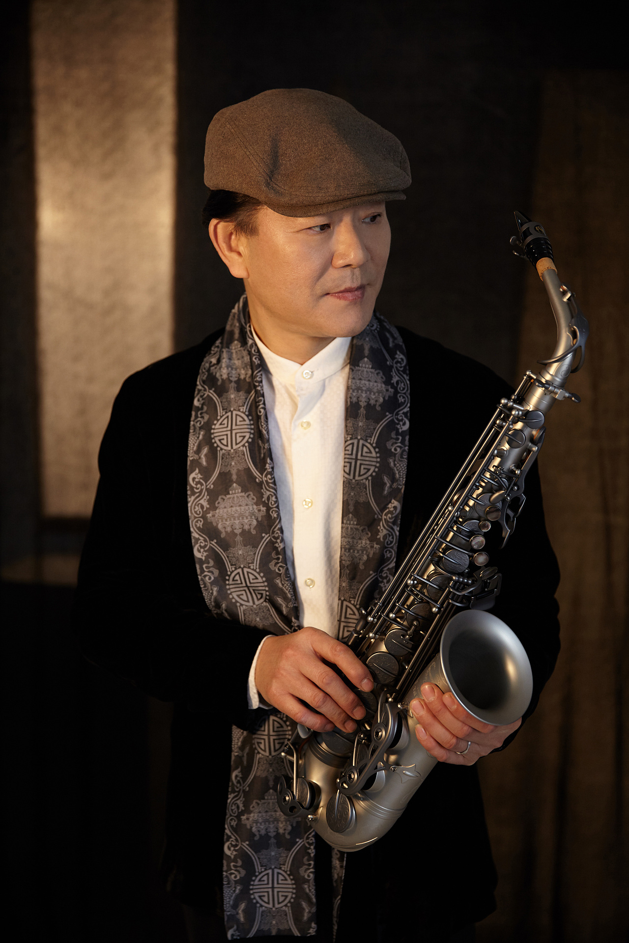 韦笙堡萨克斯代言人杜银鲛老师形象大片拍摄教程|摄影|人像摄影|服装