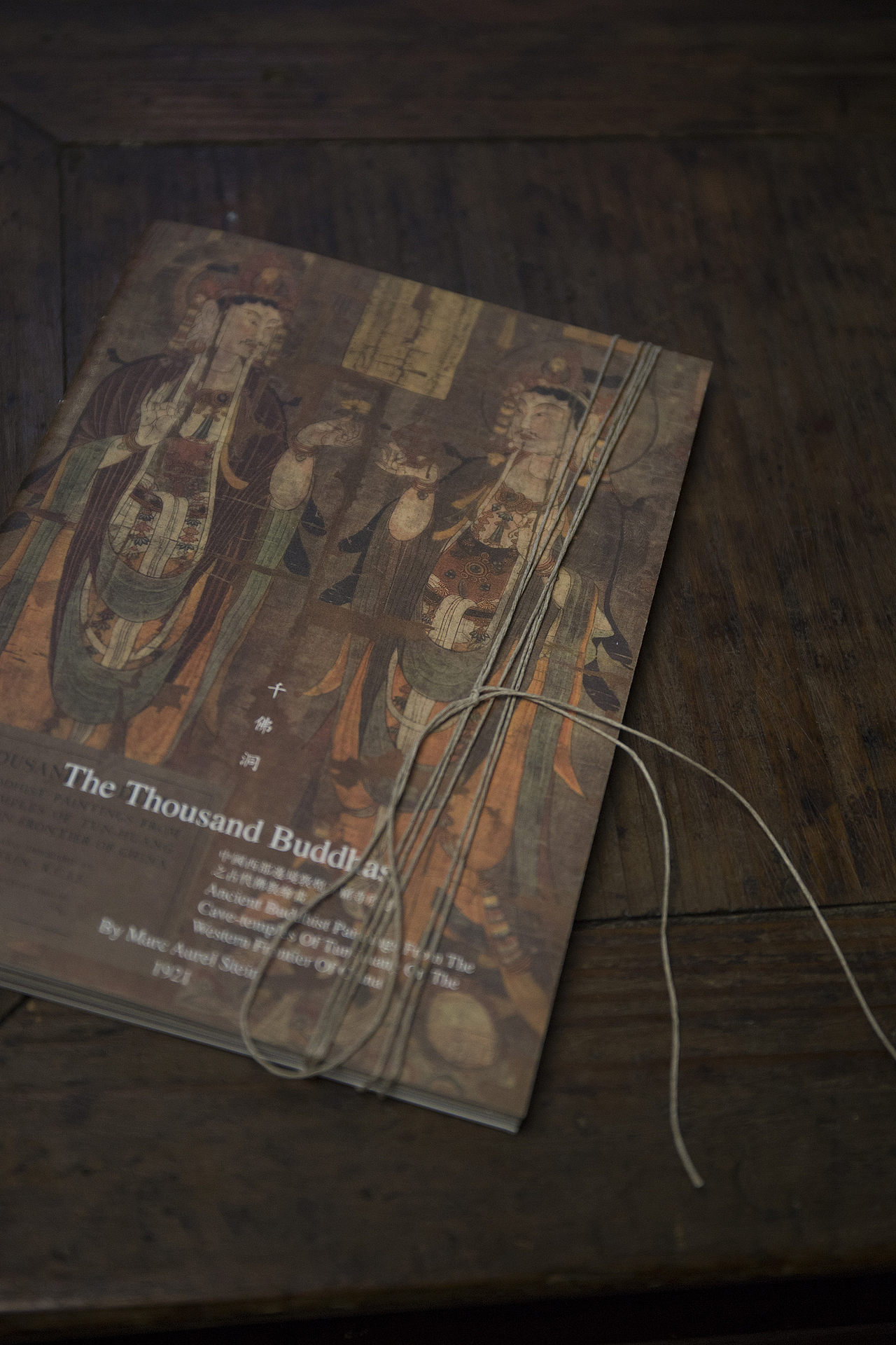 《The Thousand Buddhas—— 千佛洞》