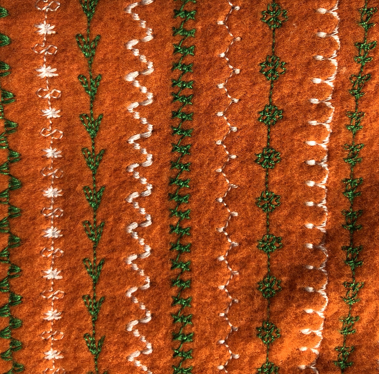 20u电脑花样机,电脑花样车,内置200多种花型