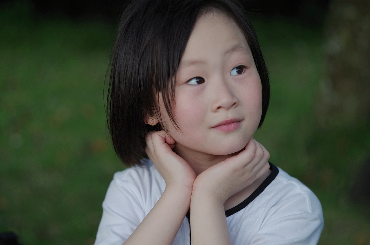 南漈山的小女孩