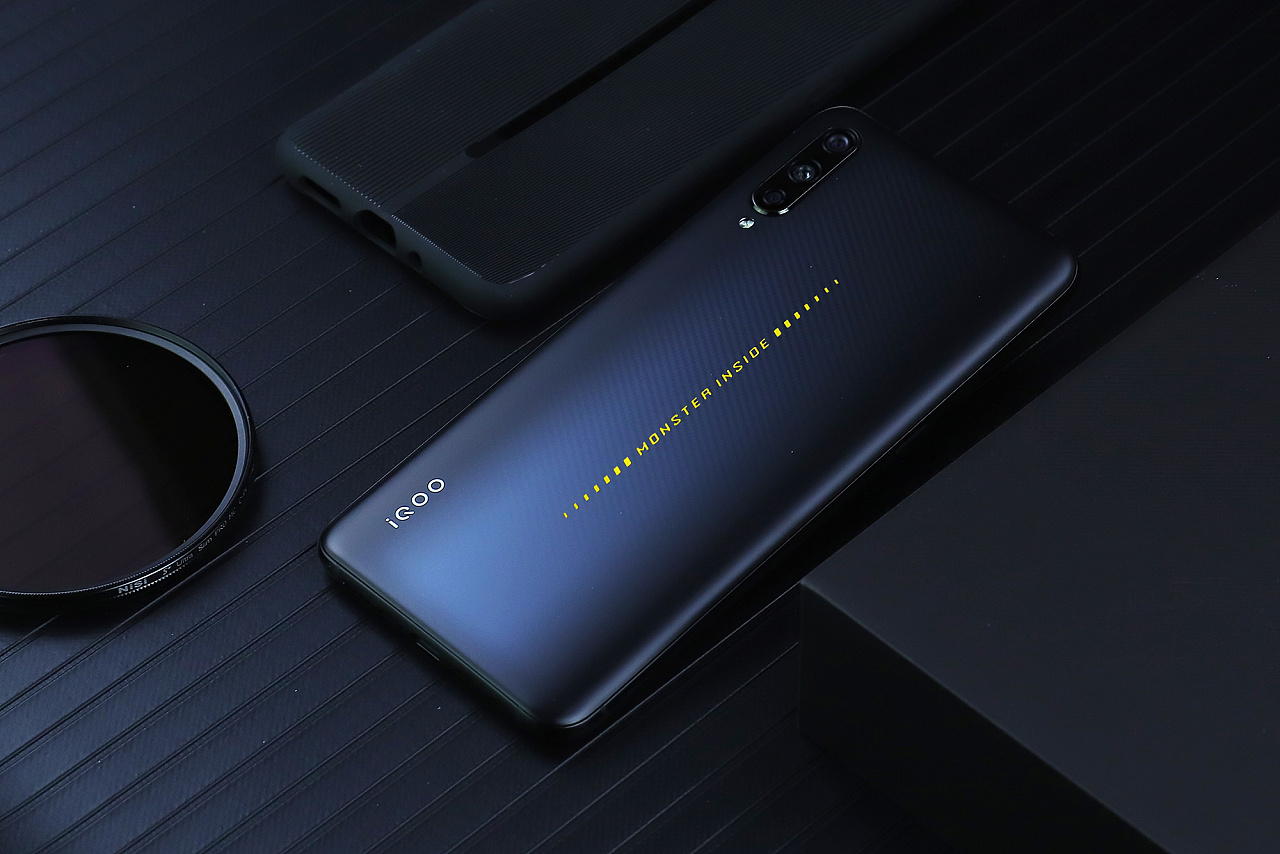 iqoomonster手机骑士黑