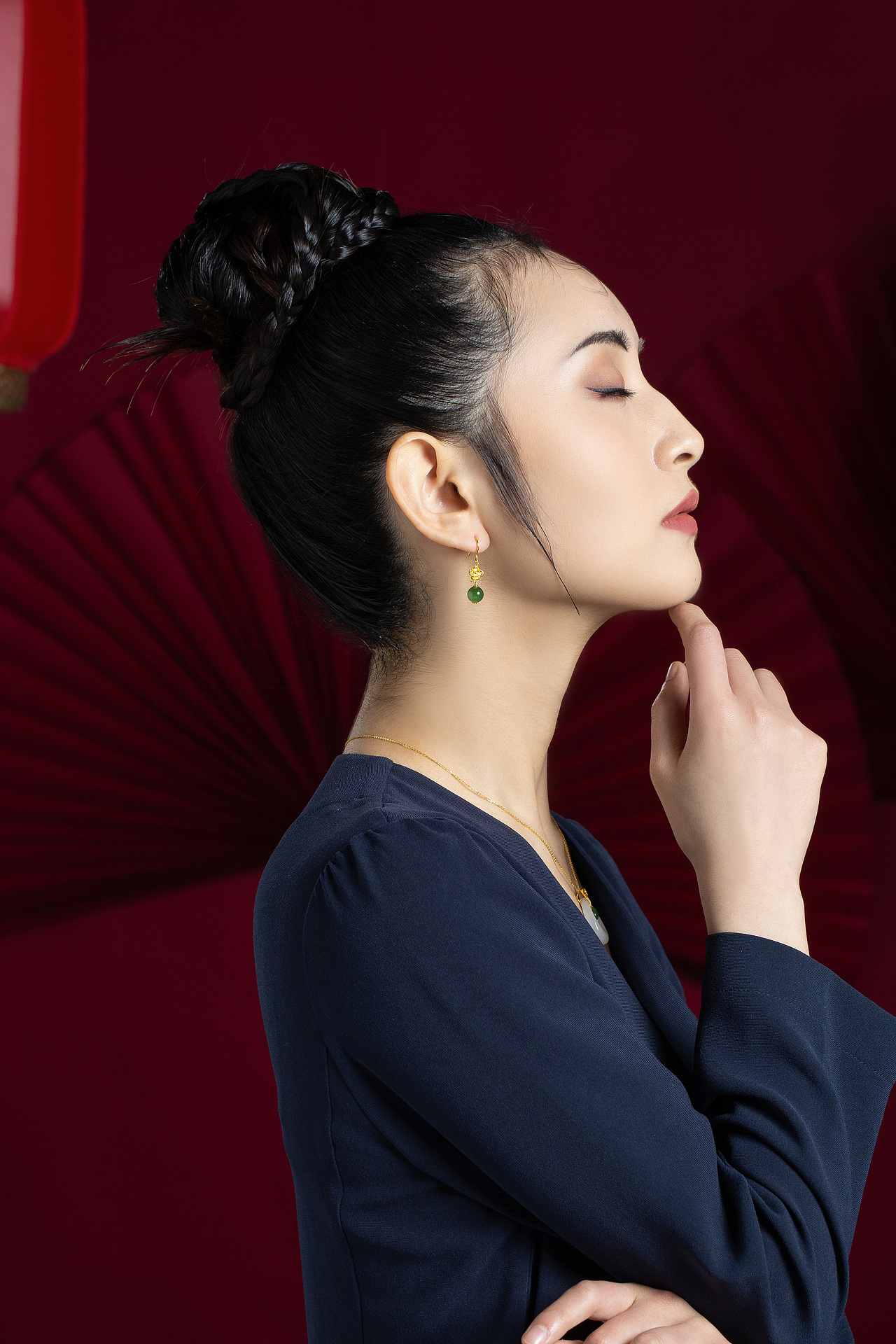 国潮黄金饰品模特拍摄