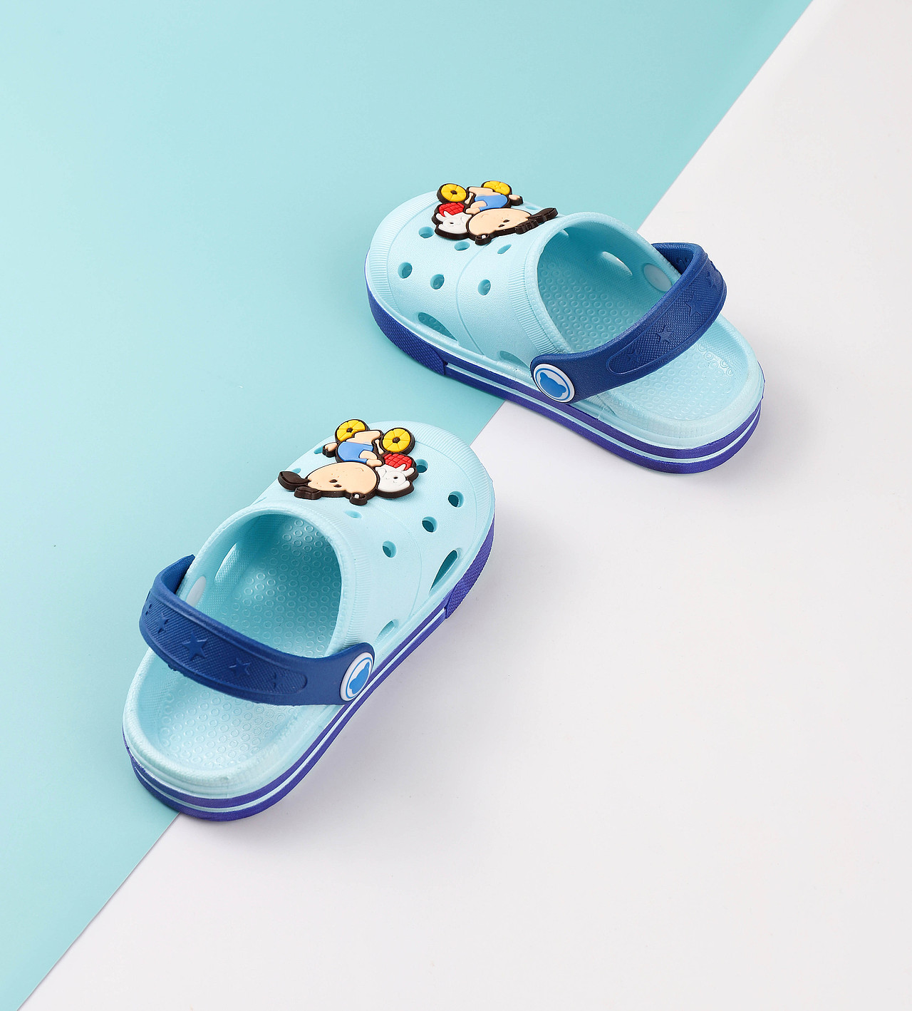 童鞋拍攝（圖ZMjA2NjczNDQ0） - 產(chǎn)品攝影 - 站酷設(shè)計(jì)師錢曉濤原創(chuàng)素材 - 站酷ZCOOL